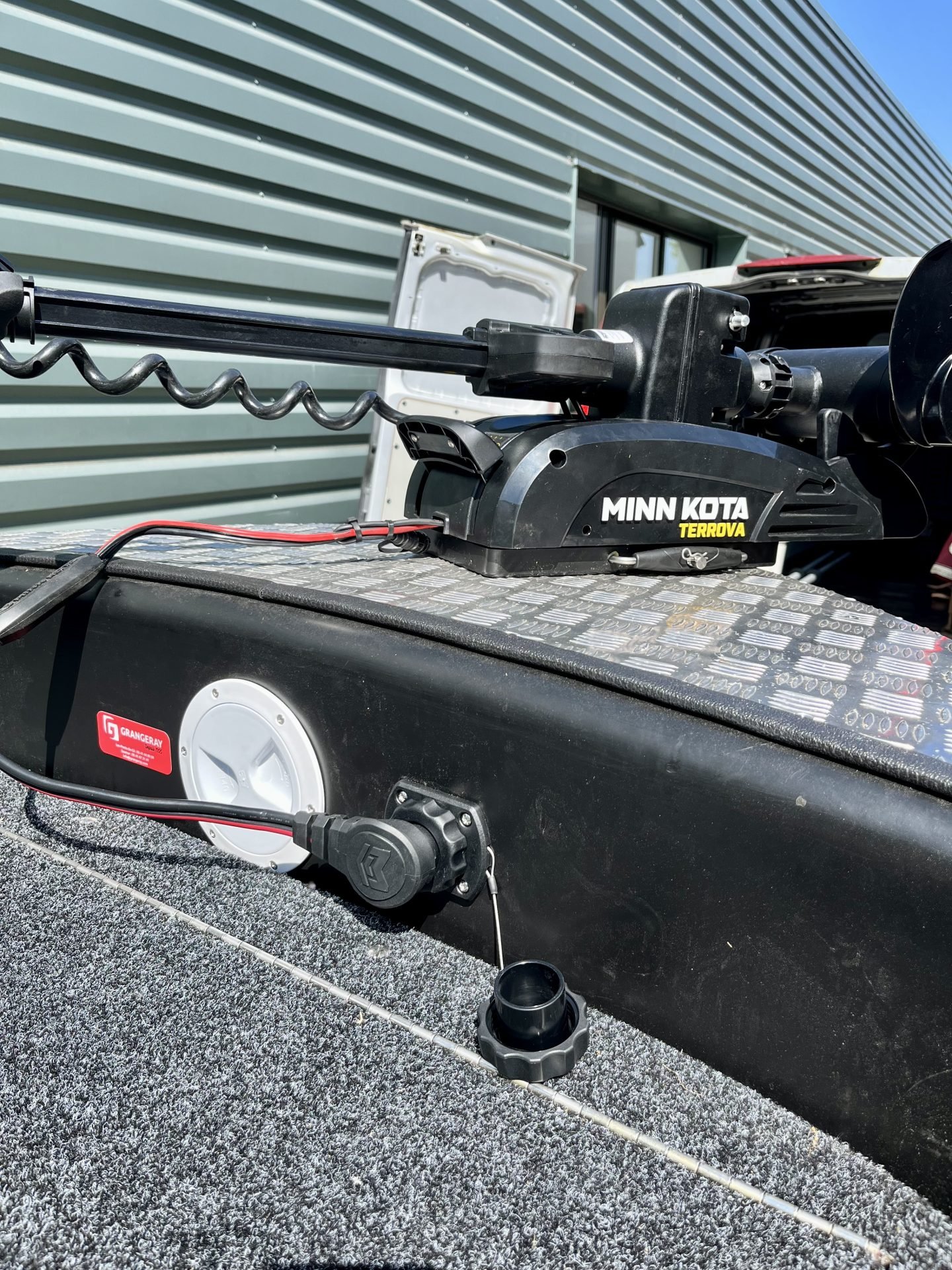 Angelboot RIGIFLEX Aqua Black Bass Gedeckt PREMIUM