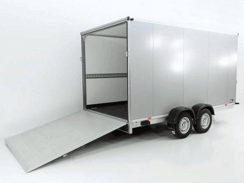 Remorque fourgon Vezeko VK Sandwich hauteur : 205 cm 2,7 t | Rampe – Image 1